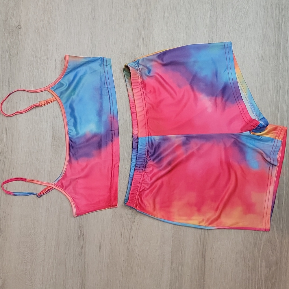 Womens Medium 2 pc blue/pink tie dye bralette and short set NWOT [41]